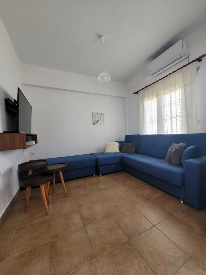 Apartamenty Rodzinne Kamena Vourla Bagian luar foto